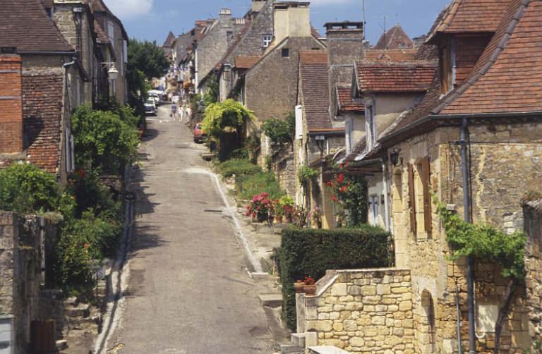 Hôtel et Résidence des Bains Vic-sur-Cère Esterno foto