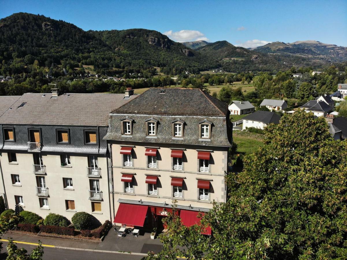 Hôtel et Résidence des Bains Vic-sur-Cère Esterno foto